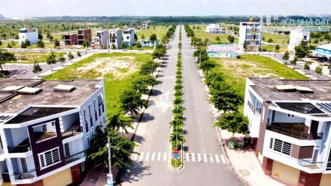 CHÍNH CHỦ KẸT TIỀN CẦN BÁN GẤP LÔ 184m2 GIÁ 2TỶ5 KHU TDC D2D LỘC AN - 2