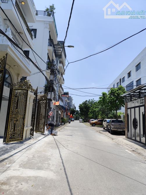 Bán nhà thạch bàn 45m² , mt 4m , 7 tầng thang máy , gara ôtô kinh doanh giá 11,3tỷ - 1