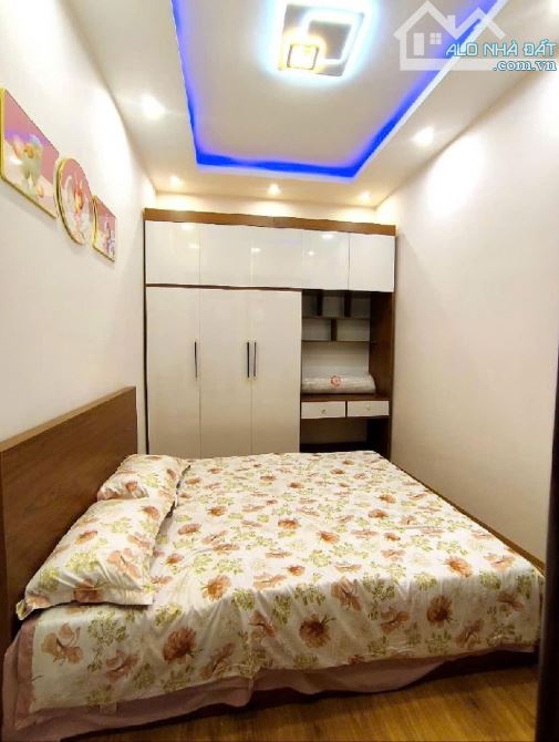 Nhà HOÀNG VĂN THÁI- 8,6 tỷ- đất lành chim đậu -xách vali vào ở luôn - 2