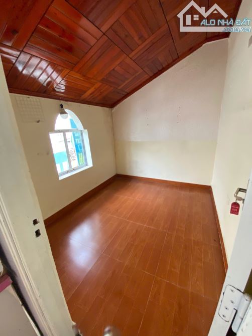 Bán nhà 4 tầng 2 mặt tiền đường tại Lý Nam Đế P8. - 2