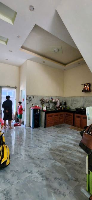 Bán nhà khu dân cư Đại Quang đường Lê Hồng Phong Dĩ An đường 10m trệt lầu ngang 5m - 2