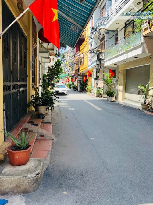 Phân lô Xa La Phúc La, 45/50m 5 tầng gara ô tô, Ở sướng. Giá 11tỷ 900tr - 2
