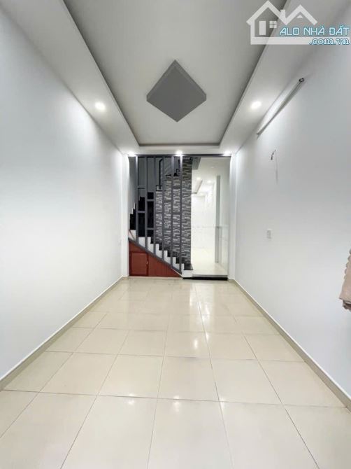 Bán Nhà Đường Âu Cơ, Tân bình Giáp Ranh Quận 10 Giá 5,4 Tỷ - 2