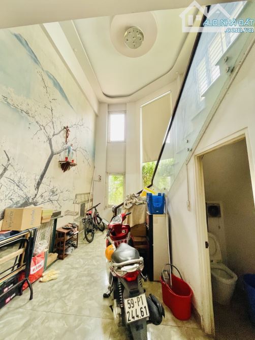 BÁN NHÀ SIÊU VIP TÂN SƠN NHì - TÂN PHÚ ngang 5.5 x 13m 4 tầng giá 7.3 tỷ tl - 2