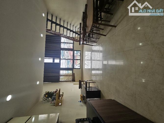 CỰC HIẾM,NHÀ ĐẸP GẦN PHỐ,SÂN RỘNG,THANG MÁY,2THOÁNG.Ngõ phố Trương Định, Hai Bà hơn 12 tỷ - 2