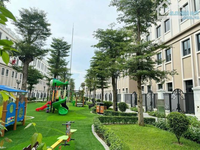 Tôi bán cắt lỗ căn Thời Đại 2 DT 90m² đối diện chung cư - giá 10,5 tỷ tại Vin Ocean 3 - 2