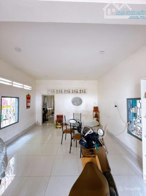 Bán nhà 1T 1L và 1mb mặt tiền đường 5 Phan Trung, trung tâm Biên Hoà. 8x18m. Giá 20,5 tỷ - 2
