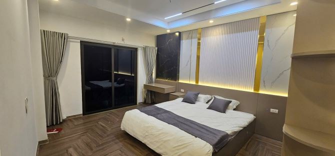 CỰC PHẨM XUÂN LA- TÂY HỒ- THANG MÁY- F.NỘI THẤT XỊN- NHÀ MỚI - 36M x 6Tầng -GIÁ NHỈNH 8 Tỷ - 2