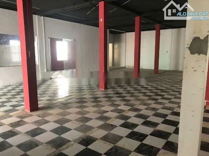 MẶT TIÊN KINH DOANH CHO THUÊ, TRẦN ĐINH XU, QUẬN 1. GIÁ 130TR - 2
