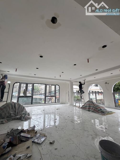 BÁN NHÀ ĐỊNH CÔNG, DT 65M x 7 TẦNG, MT 6.2M, NHỈNH 26 TỶ, LÔ GÓC, THÔNG SÀN, NGÕ OTO - 2