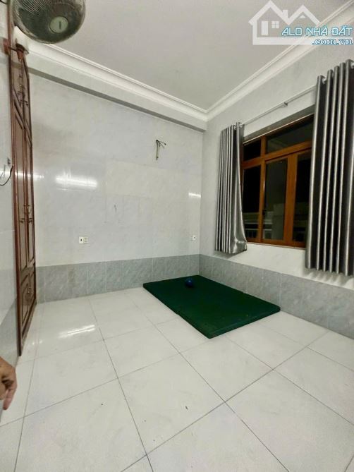 Nhà Dòng tiền 32tr/tháng, trung tâm Trung Mỹ Tây, Q12,dtsd: 216m2, giá 7,6 Tỷ TL - 2
