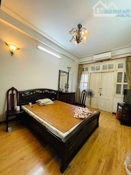 BÁN NHÀ PHÂN LÔ PHỐ VĂN CAO BA ĐÌNH 17 TỶ DT 40m2 MT 4m 5T 2 MẶT TIỀN VỈA HÈ Ô TÔ TRÁNH KI - 2