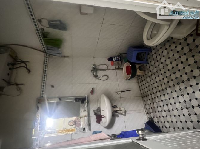 CC/ Chính chủ gửi bán căn nhà 1 tầng ngõ phố Việt Hoà thược khu 7 Việt Hoà TPHD. Dt55,9m - 2