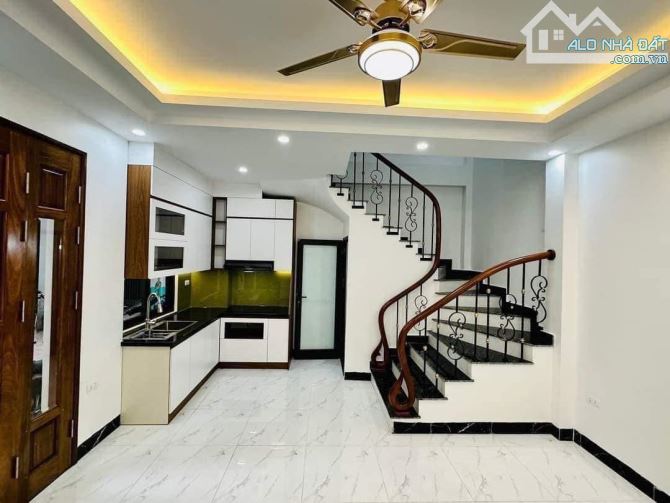 Bán Nhà Hà Trì 5 Tầng, Mặt Tiền 4,5m Nhà Xây Mới Thiết Kế Đẹp Ở Luôn Giá 6,8 Tỷ - 2