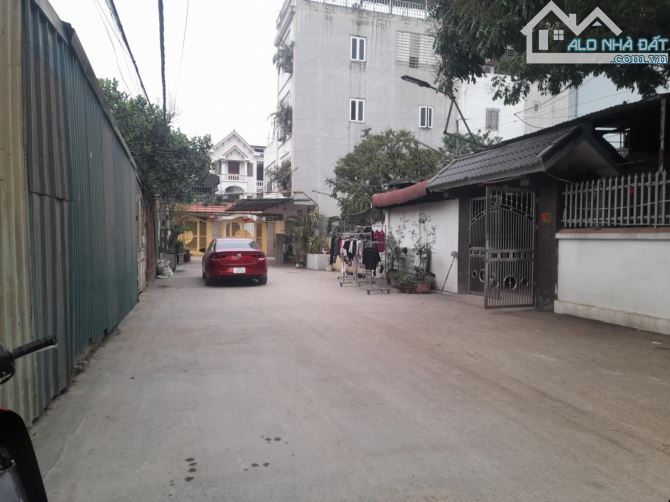 ĐẤT YÊN NGHĨA ĐƯỜNG THÔNG ÔTÔ TRÁNH - 2