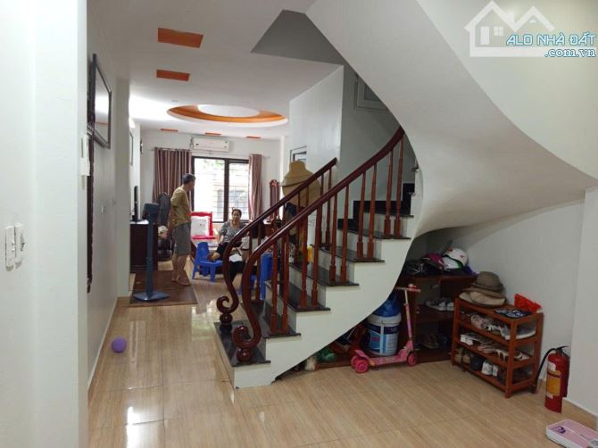 VỀ!! Nhà mặt phố Thụy Khê 45m2 chỉ 18x tỷ Q.Tây Hồ HN - 2