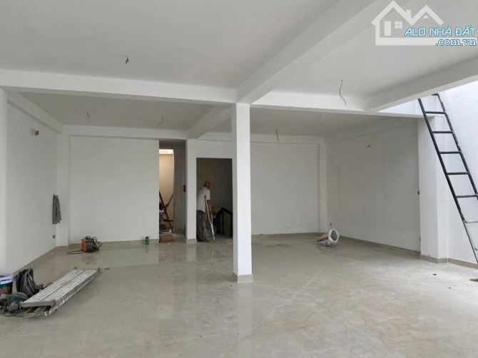 Cho thuê Nhà Mặt tiền 225 Trần Quang Khải, Quận 1 - DT 8x14m, 5 tầng Giá 7.800$ TL - 2