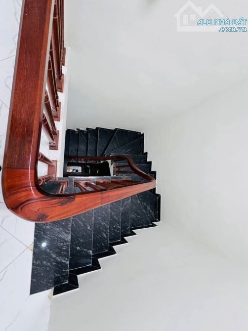 Bán gấp nhà phố Hoàng Như Tiếp  25m2 mt3.5 nhà 5 tầng lô góc giá 6.45 tỷ - 2