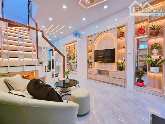 🌼 Chuẩn bị đi nước ngoài bán nhà đường An Dương Vương, Quận 5 / 62.6m² / 2 Tỷ 420 - 2
