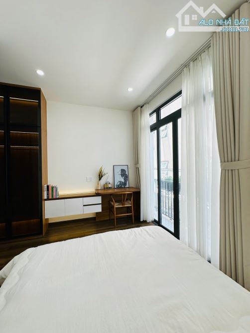 Hàng hiếm - HXH 6m K300 - DT: 68m2, 3 tầng (có HĐ thuê 24 triệu/tháng) - giá rẻ: 11.5 tỷ T - 2