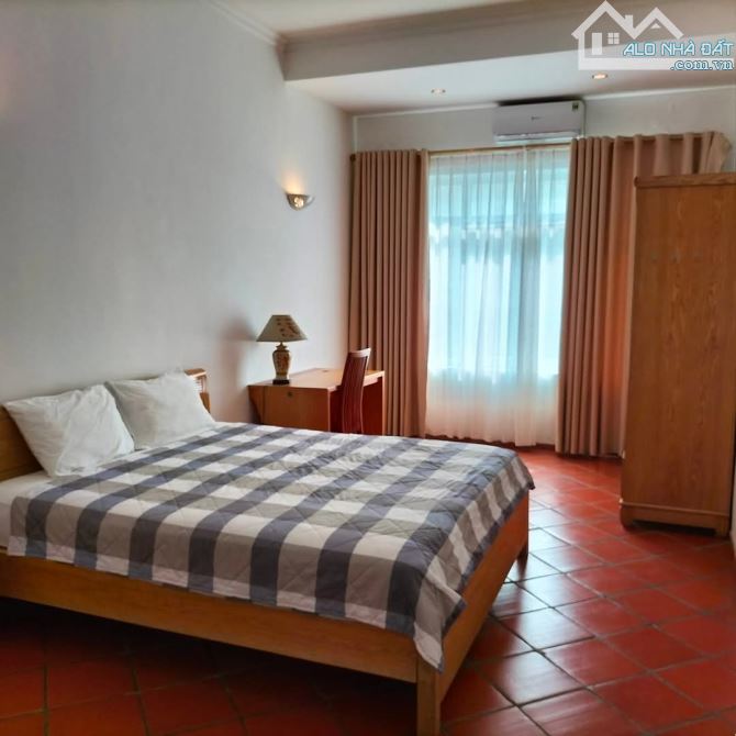 Bán nhà Lương Định Của 120m2, 5 tầng, 3 thoáng, ô tô, kinh doanh, chỉ 28 tỷ. - 2