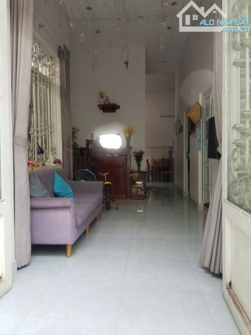 BIỆT THỰ MỸ HUỀ TRUNG CHÁNH HÓC MÔN GIÁ RẺ 6.19 TỶ  DIỆN TÍCH 127m2 ( 7 x 18 ) full thổ - 2