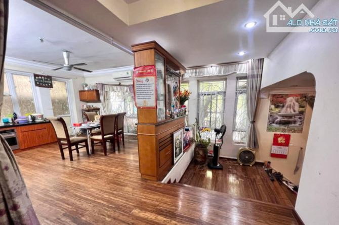 BÁN BIỆT THỰ LÀNG VIỆT KIỀU CHÂU ÂU MỖ LAO 180M2 5T 26M -CĂN GÓC CẠNH VƯỜN HOA - 2
