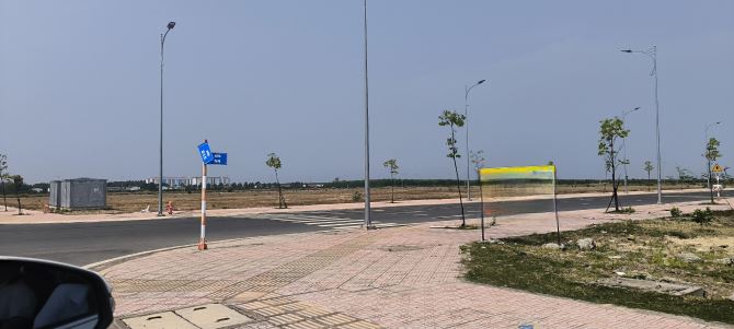 Lô góc, SHR, Cc trong ngày, 8- 12/m2, gần cụm KCN. Diện tích 100m2 - 2