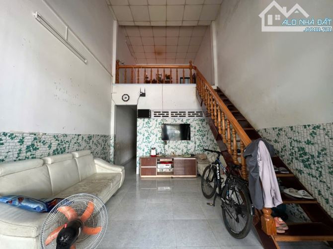 BÁN NHÀ TĐC ĐẤT LÀNH VĨNH THÁI NHA TRANG- NHÀ GÁC LỬNG 64M-2,7 TỶ-ĐƯỜNG 13M - 2
