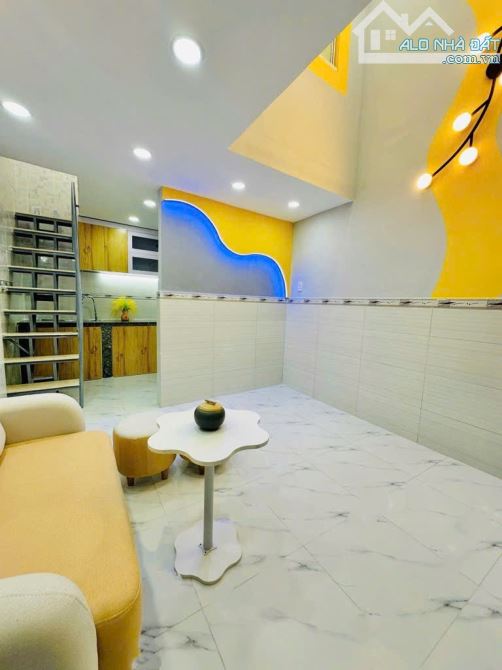 BÁN NHÀ HUỲNH THIỆN LỘC TÂN PHÚ 2PN SHR - CHỈ NHỈNH 2 TỶ. - 2