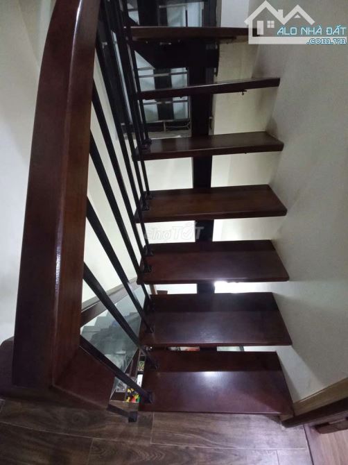 Siêu phẩm nhà riêng Thái Hà. Lô góc 3 mặt thoáng. Ngõ nông,Nhà mới dọn đến ở ngay