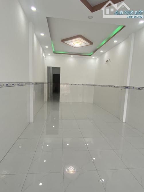 Nhà Cấp 4 Mặt Tiền đường PHẠM VĂN SÁNG, xã XTT, H. Hóc Môn. DT 100m2 (4mx25m). 7,6TỶ - 2