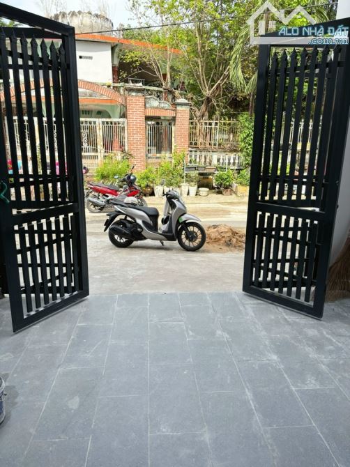 Nhà 2 tầng KPLĐB đường Đại Hải 5, xã XTT, H. Hóc Môn. DT 80m2 (4mx20m), Đường 10m. 4,99TỶ - 2