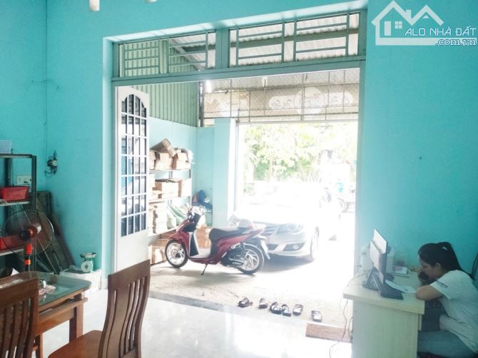 Nhà cấp 4 đường XUÂN THỚI THƯỢNG 4-1, xã XTT, H. Hóc Môn. DT 100.6m2 (5mx18m). 5,75TỶ - 2