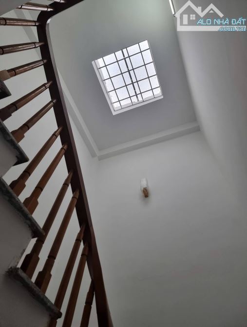 Bán nhà mặt ngoc an dương vương, sát ciputra, tặng full nội thất, giá tốt - 2