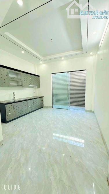 Nhà 3 tầng xây mới ngõ to đường Kênh ô tô đỗ cổng - 2