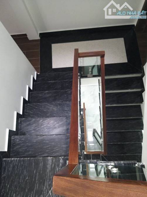 Còn duy nhất 1 căn 3 tầng độc lập tại Phú Xá Đông Hải.47m2 ngõ ô tô đỗ cửa giá 2,7 tỷ tt - 3