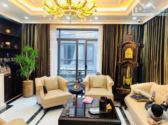 Bán nhà Giải Phóng,trung tâm Thanh Xuân,phân lô cán bộ, ôtô tránh, thang máy 80m2X5T mt 6m - 3