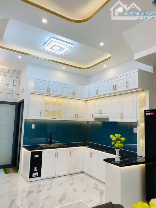 Bán nhà đẹp 4 tầng,xe hơi ngủ trong nhà .Huỳnh Tấn Phát,Nhà Bè.Giá 6.8 tỷ. - 3