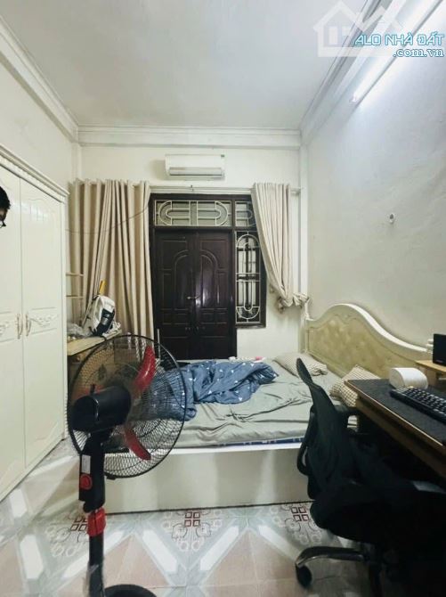 BÁN GẤP NHÀ 36M², 4 TẦNG, MẶT TIỀN 3.5M, GIÁ 6.1 TỶ ĐÊ LA THÀNH, PHƯỜNG GIẢNG VÕ, BA ĐÌNH - 3