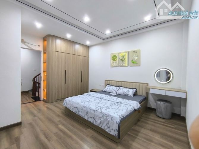 🌈TRUNG TÂM  NGỌC THUỴ - LONG BIÊN-  NHÀ MỚI 5 tầng x 48m2- CÁCH OTO 100m - GẦN CÔNG VIÊN, - 3