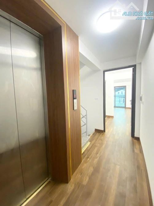 KIM GIANG - PHÂN LÔ - OTO ĐỖ CỬA - 6 TẦNG - THANG MÁY NHẬP KHẨU DT40M- MT3.7 - 3