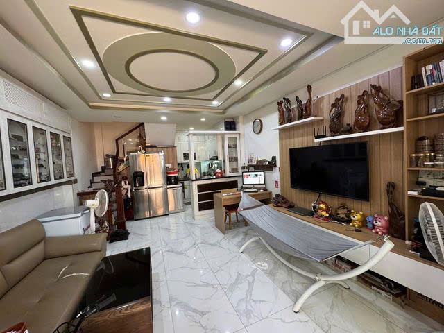 KHU VIP PHAN XÍCH LONG – PHƯỜNG 3, QUẬN PHÚ NHUẬN – CHO THUÊ 25TR/THÁNG – GIÁ 9.2 TỶ - 3
