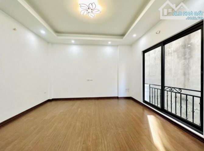 PHỐ ĐẶNG VŨ HỶ – Ô TÔ ĐỖ CỔNG – 50M RA Ô TÔ TẢI TRÁNH – NHỈNH 5 TỶ CÓ NGAY NHÀ ĐẸP! - 3