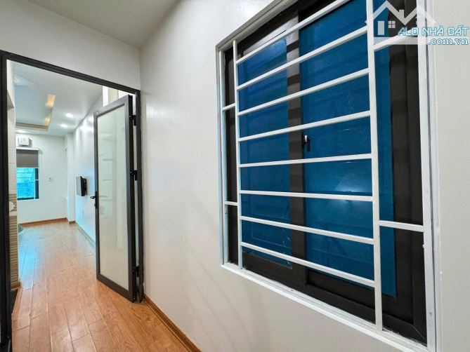 NHÀ ĐẸP HÀ TRÌ 1 – NGAY CỔNG TRƯỜNG LÊ LỢI – 5 TẦNG – VÀI BƯỚC RA PHỐ BÀ TRIỆU - 3