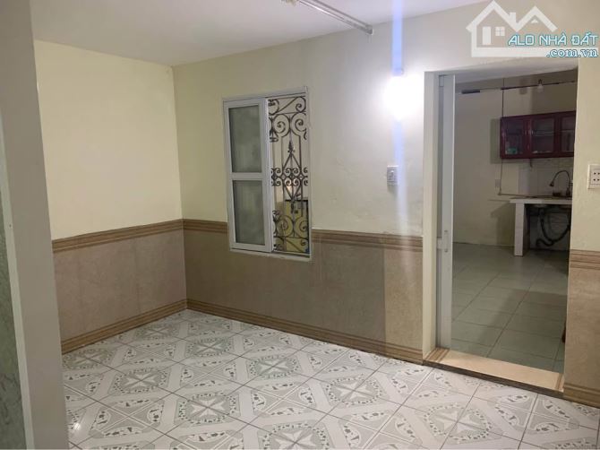 BÁN NHÀ 2.5 TẦNG MẶT ĐƯỜNG LÊ NGỌC HÂN - 3