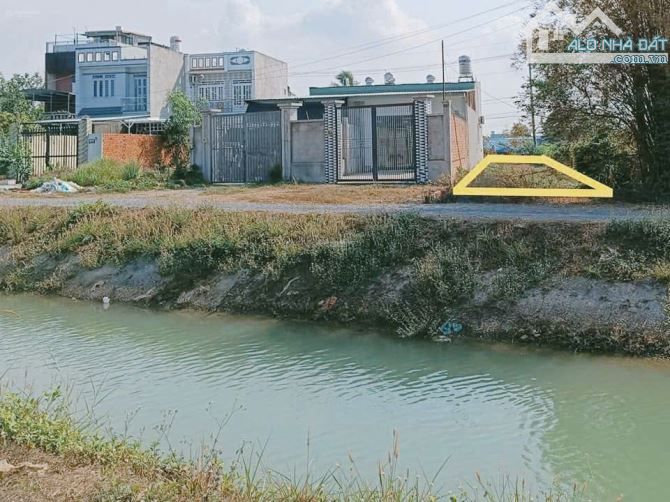 MT Bờ kênh Tân Thông Hội 5,25x27m đã lên thổ cư - giá chỉ 790tr - 3