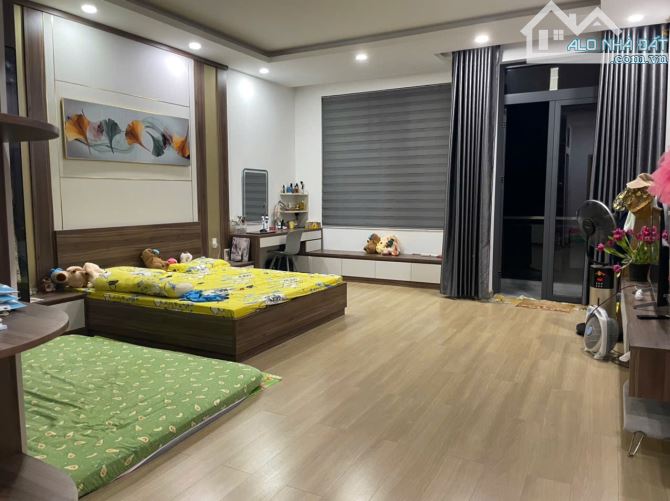 Nhà 3 lầu mặt tiền Trần Phú - 5.5x20 giá 5tỷ5 - 3