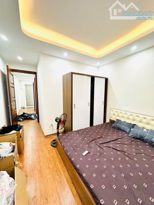 Bán nhà dân xây Ngọc Lâm, 48m2 5 tầng Mt 4m ngõ thông , ô tô qua nhà, chào 10 tỷ 686 tr. - 3
