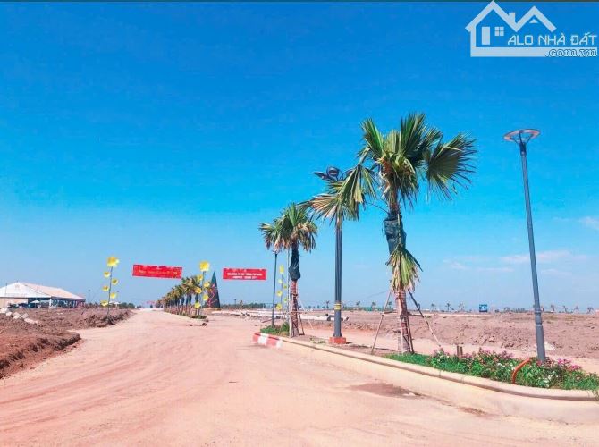 Bán đất dự Án Chơn Thành - Bình Phước, SHR, 100m² giá 700tr, gần cụm KCN - 3